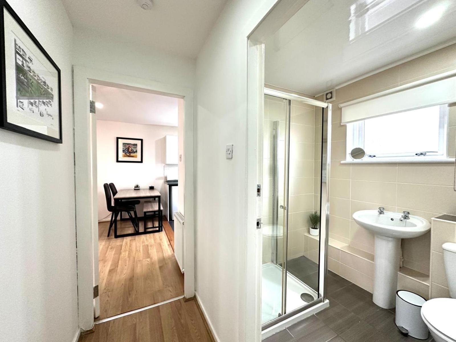 Apartamento Fifty Five On Gilmour Street Eaglesham Exterior foto